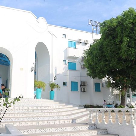Hotel Aldea Plaza Doradal Exterior photo